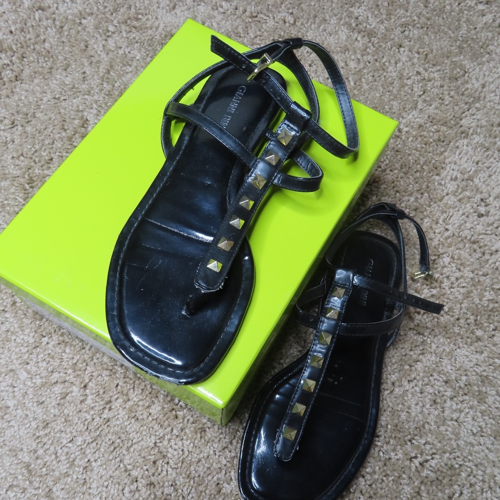 Sandals - Picture 2 of 2